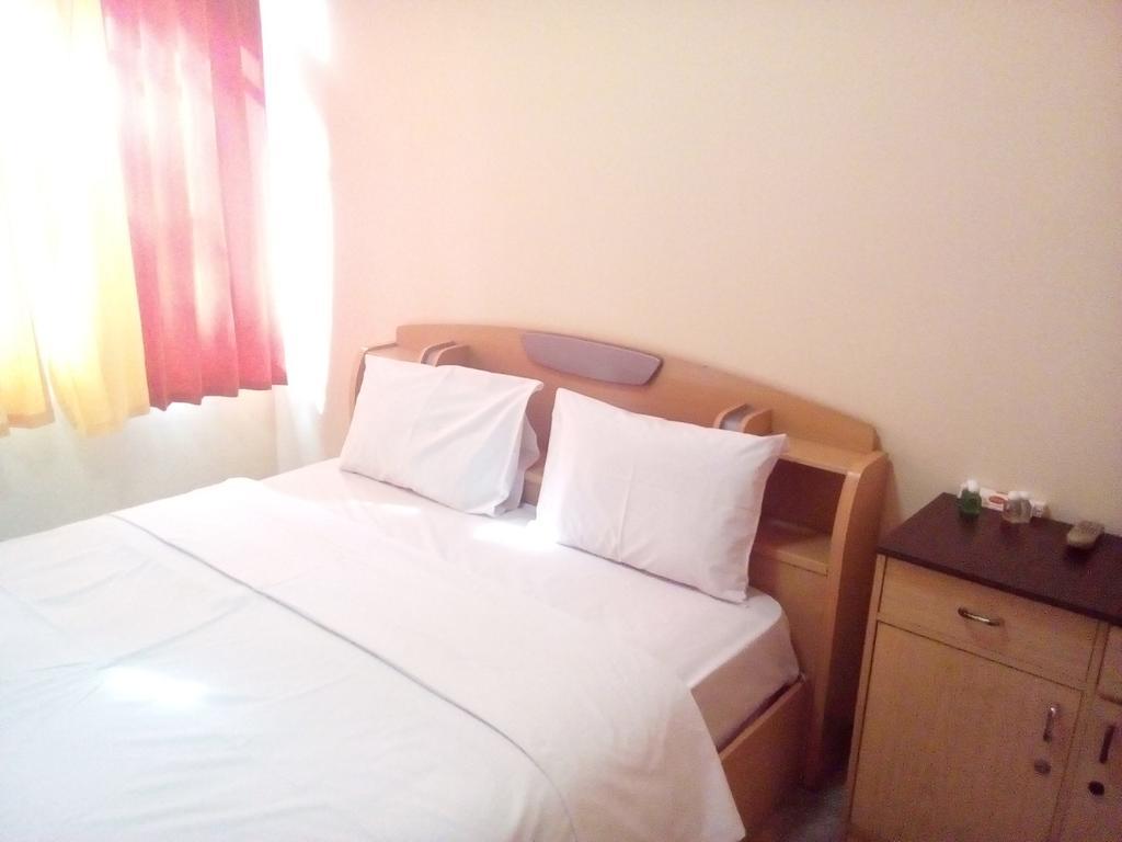 Simply Homy Guest House Pasteur Bandung Exterior foto